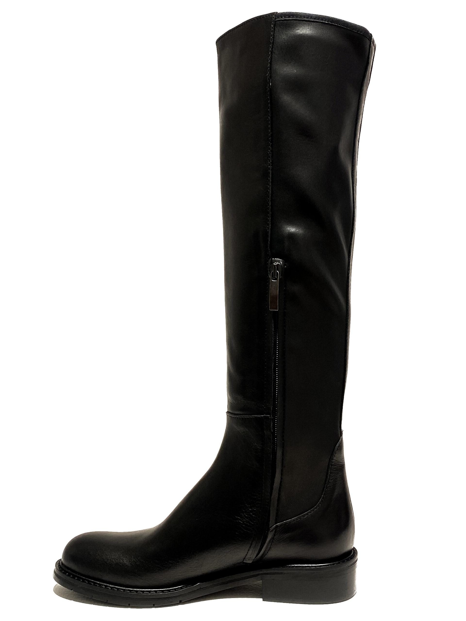 stivale flat in pelle nera con fascia posteriore elasticizzata in tinta, lato interno