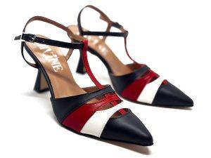 Décolleté stile "Charleston" in pelle nera con dettaglio bianco e rosso, tacco 7 a rocchetto