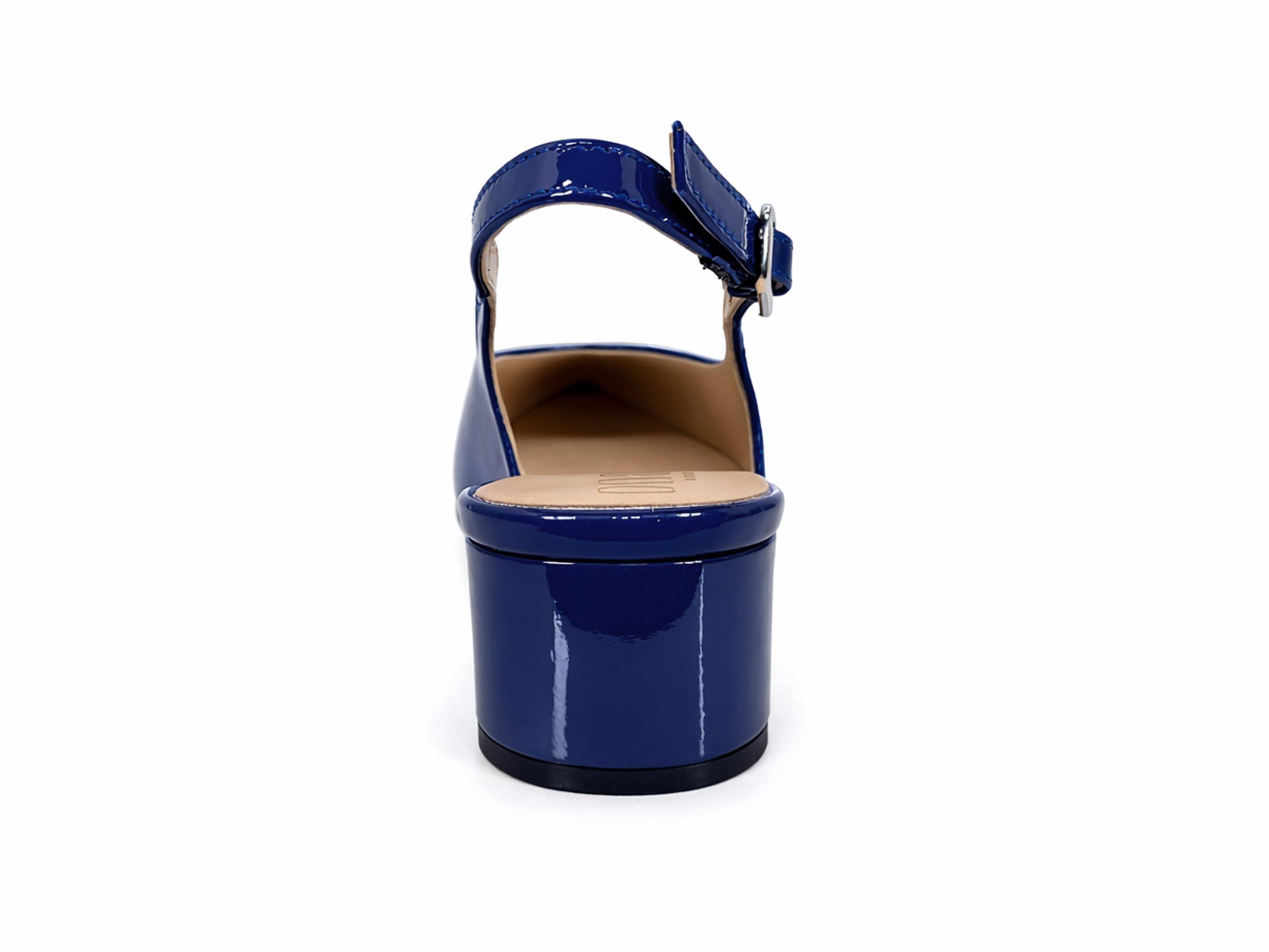 slingback in vernnice blu, tacco 4 largo, lato posteriore