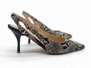 slingback con doppia fibbia in stampa animalier, tacco 8 a spillo