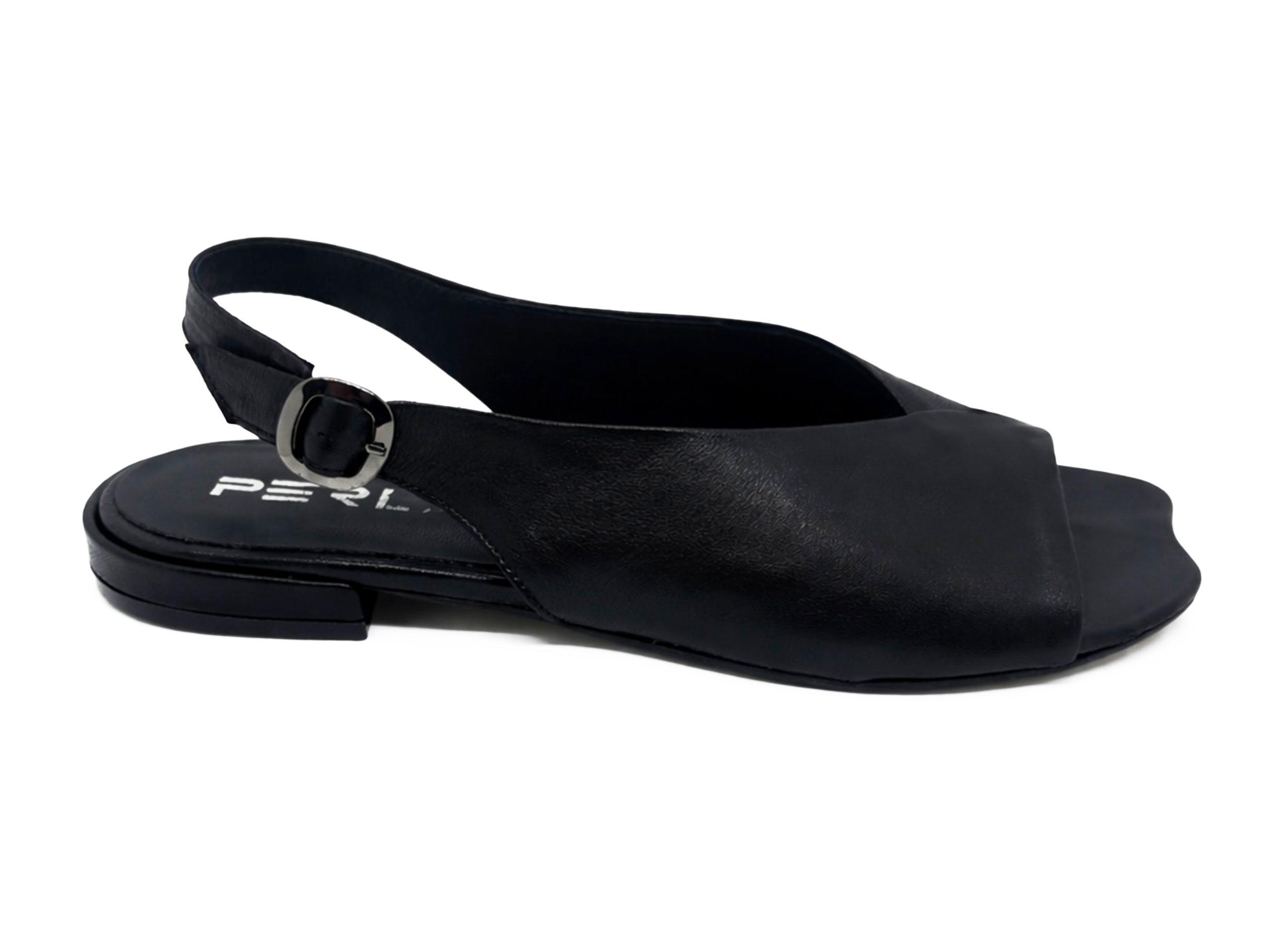slingback flat in pelle nera aperta con punta a becco di papera, lato esterno
